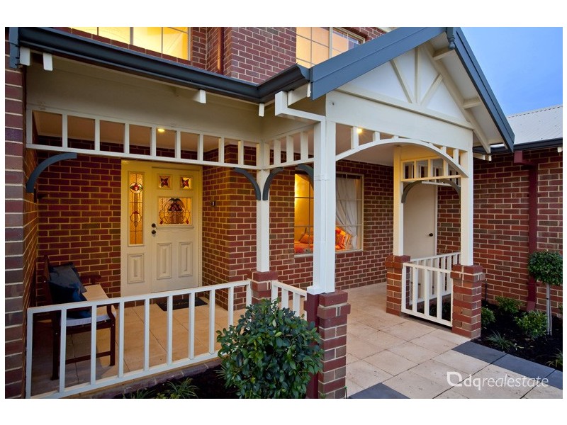 33 Meadowbrook Promenade, Currambine WA 6028