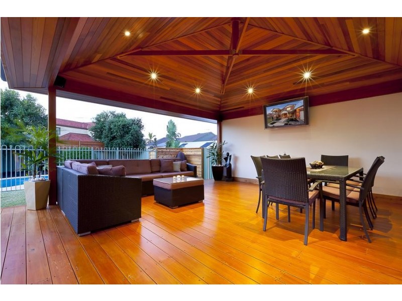 33 Meadowbrook Promenade, Currambine WA 6028