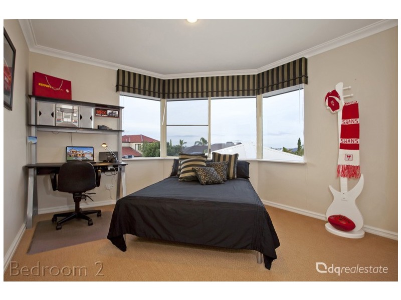 33 Meadowbrook Promenade, Currambine WA 6028
