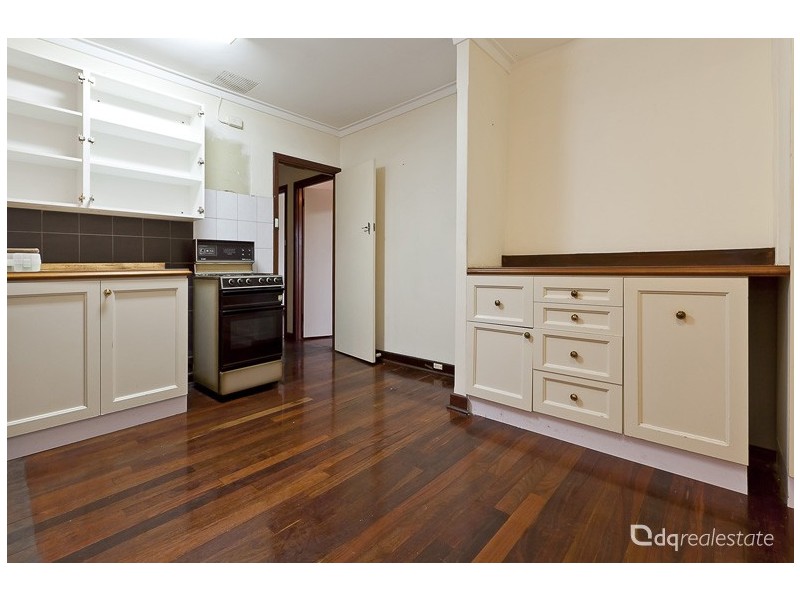 216 Erindale Road, Hamersley WA 6022