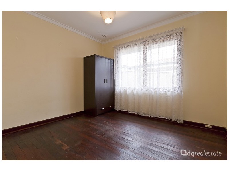 216 Erindale Road, Hamersley WA 6022