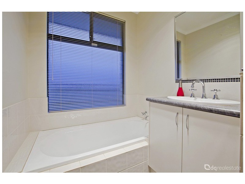 49 Romaine Loop, Darch WA 6065