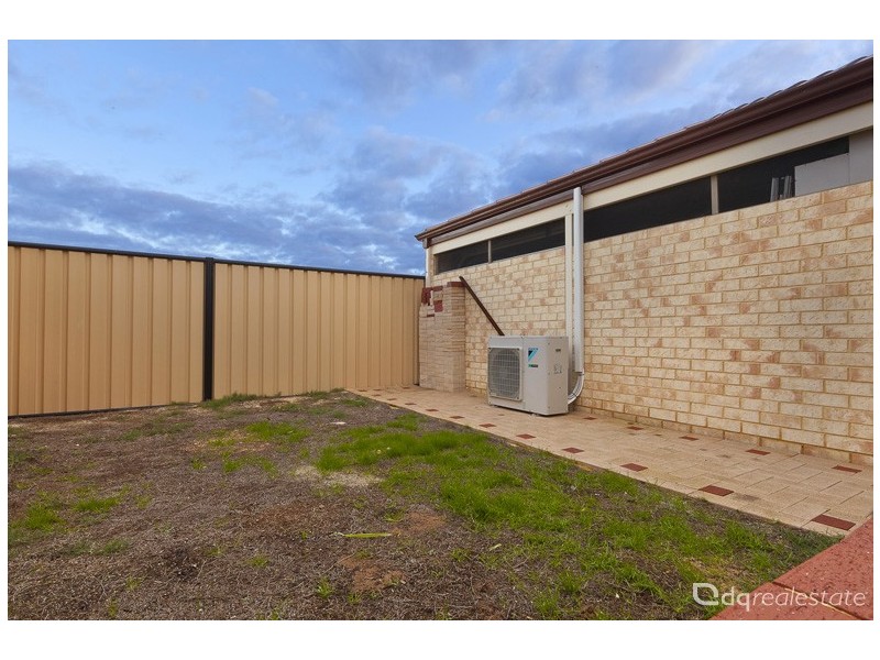 223 Golf Links Drive, Carramar WA 6031