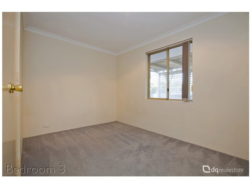 2 Oakland Close, Woodvale WA 6026