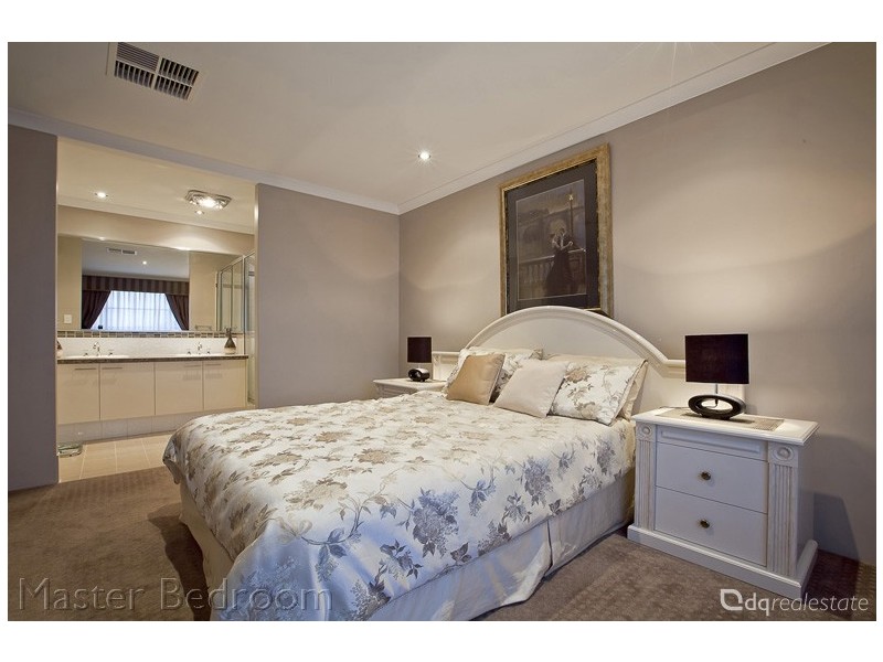 93 Bethwyn Cct, Madeley WA 6065