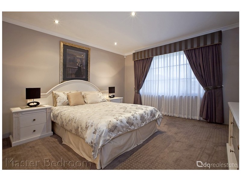 93 Bethwyn Cct, Madeley WA 6065