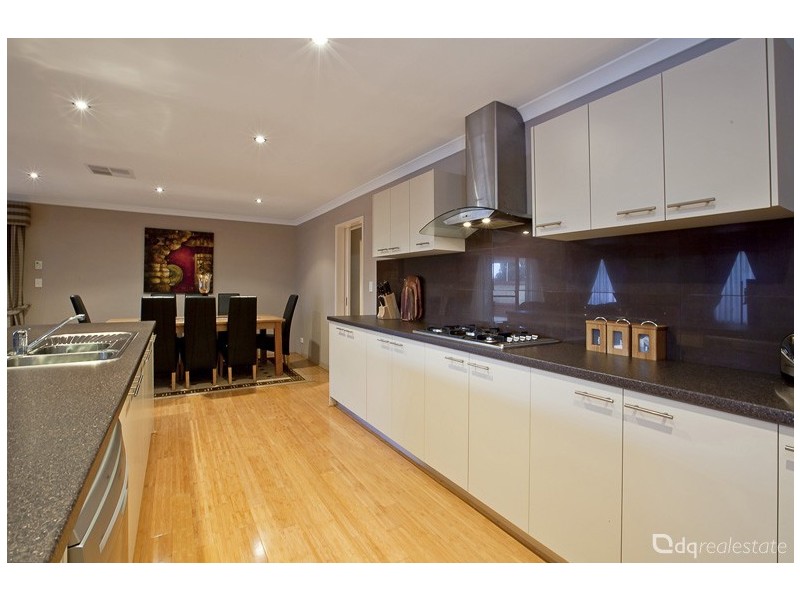 93 Bethwyn Cct, Madeley WA 6065