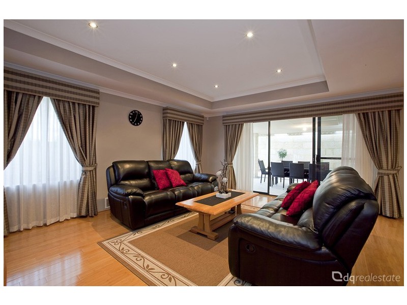 93 Bethwyn Cct, Madeley WA 6065