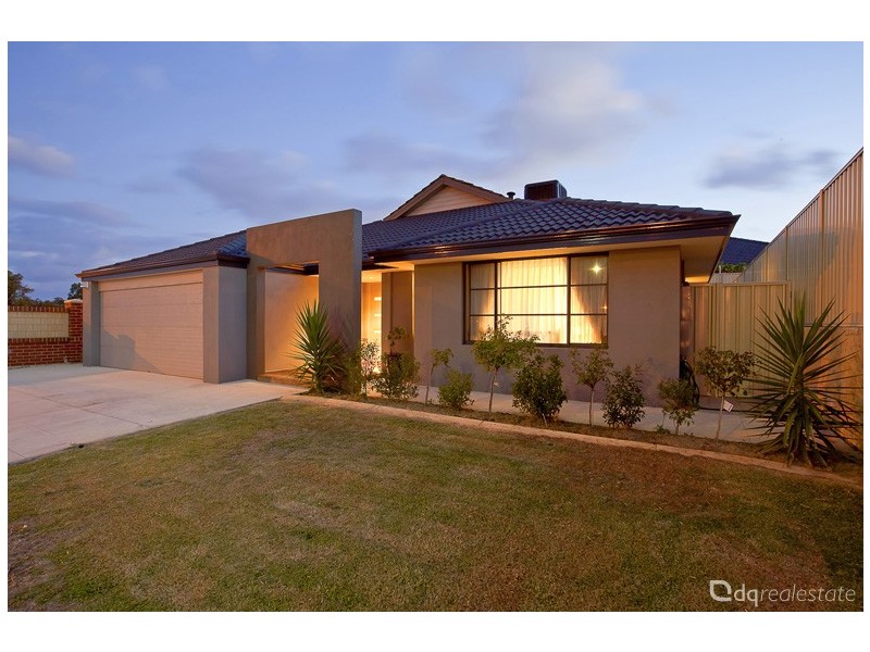 93 Bethwyn Cct, Madeley WA 6065