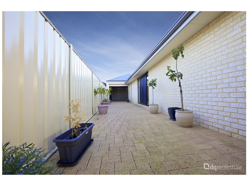 36 Benjamin Crescent, Tapping WA 6065
