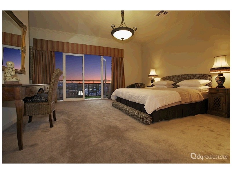 20 Swansea Promenade, Mindarie WA 6030