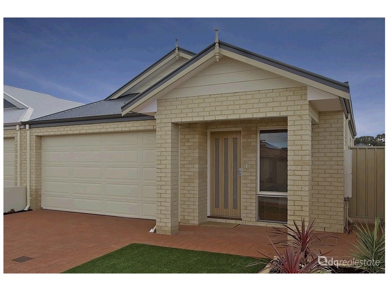 39 Moscow Retreat, Hocking WA 6065