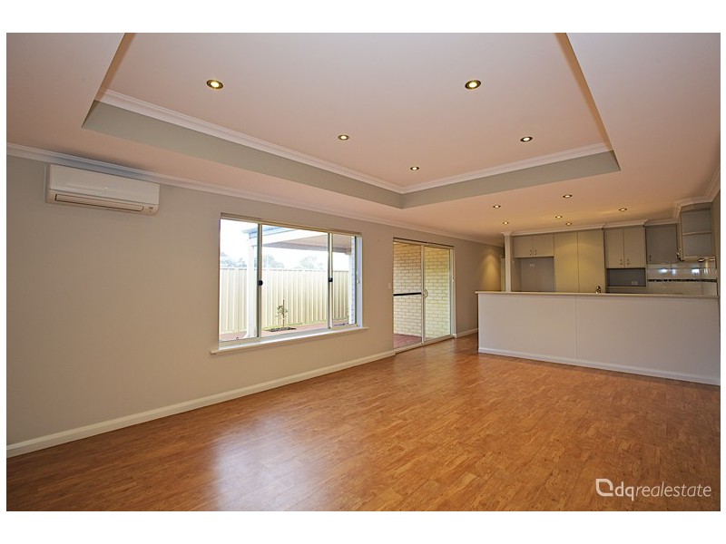 39 Moscow Retreat, Hocking WA 6065