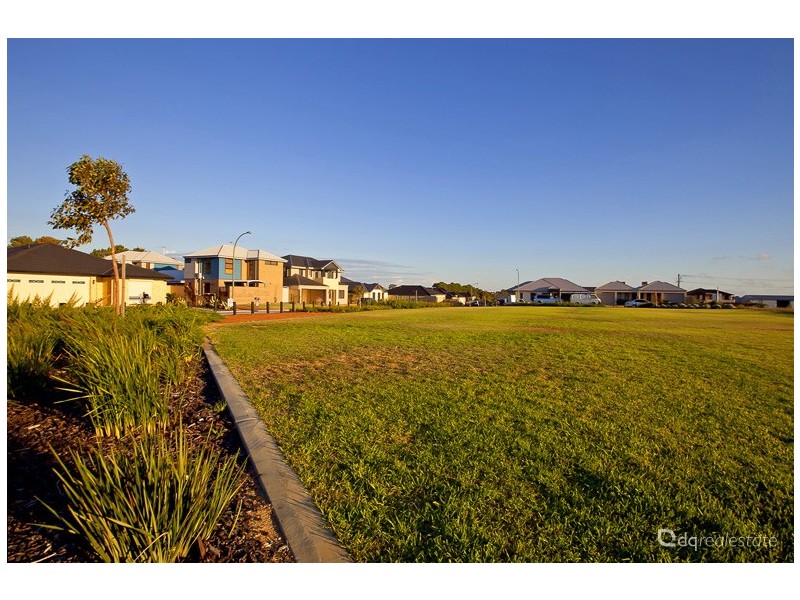 39 Moscow Retreat, Hocking WA 6065