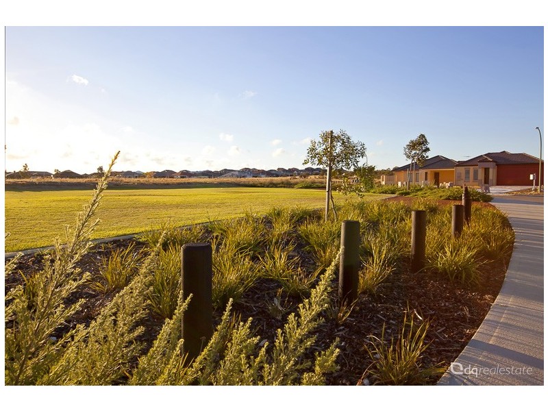 39 Moscow Retreat, Hocking WA 6065