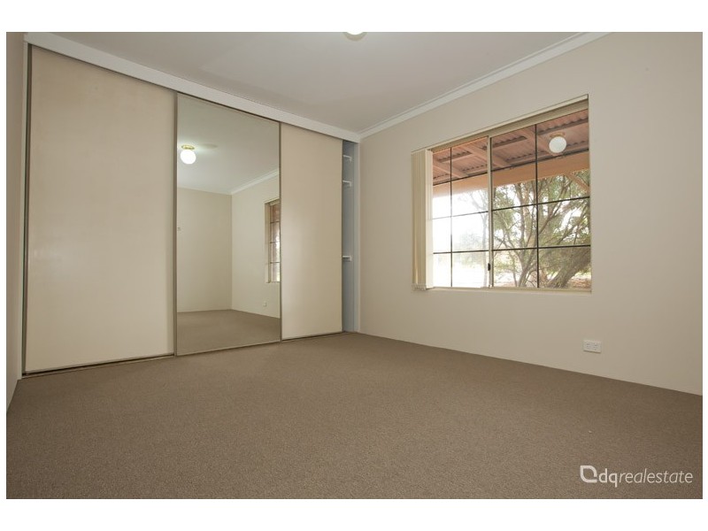 1 Salinas Court, Woodvale WA 6026