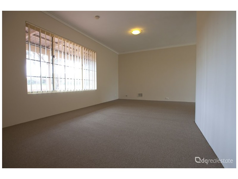 1 Salinas Court, Woodvale WA 6026