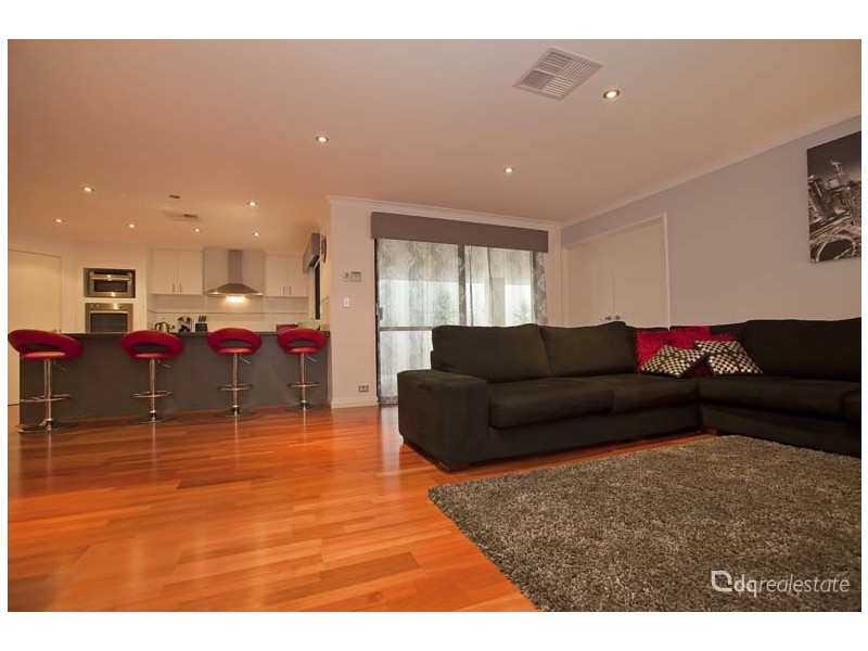 17 Wyatt Road, Hocking WA 6065