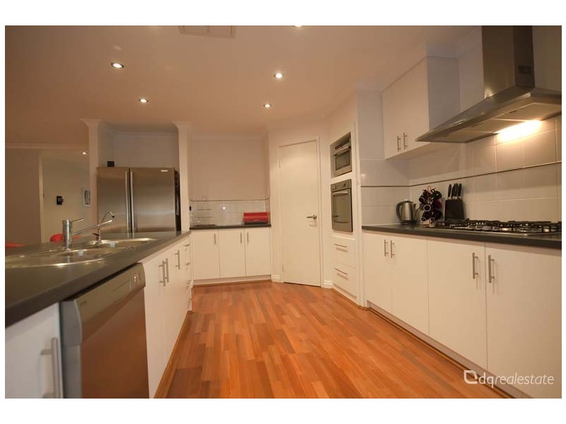 17 Wyatt Road, Hocking WA 6065