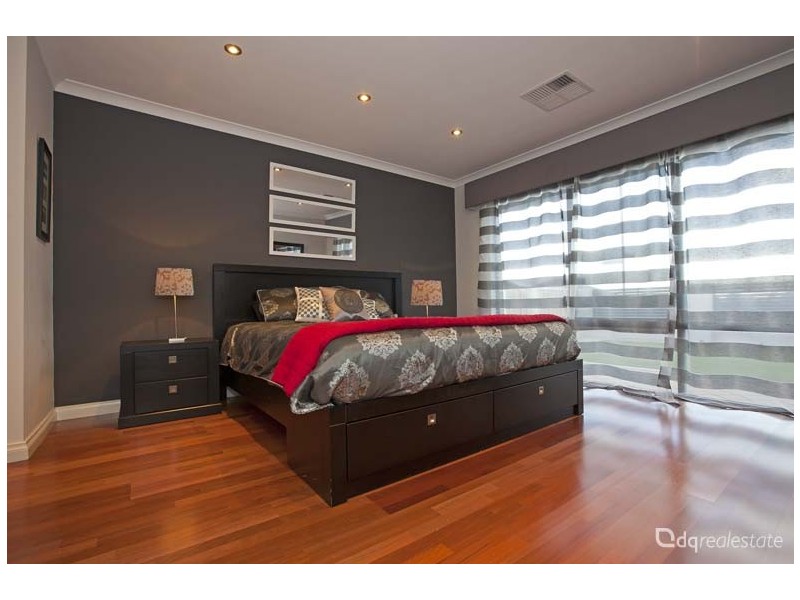 17 Wyatt Road, Hocking WA 6065