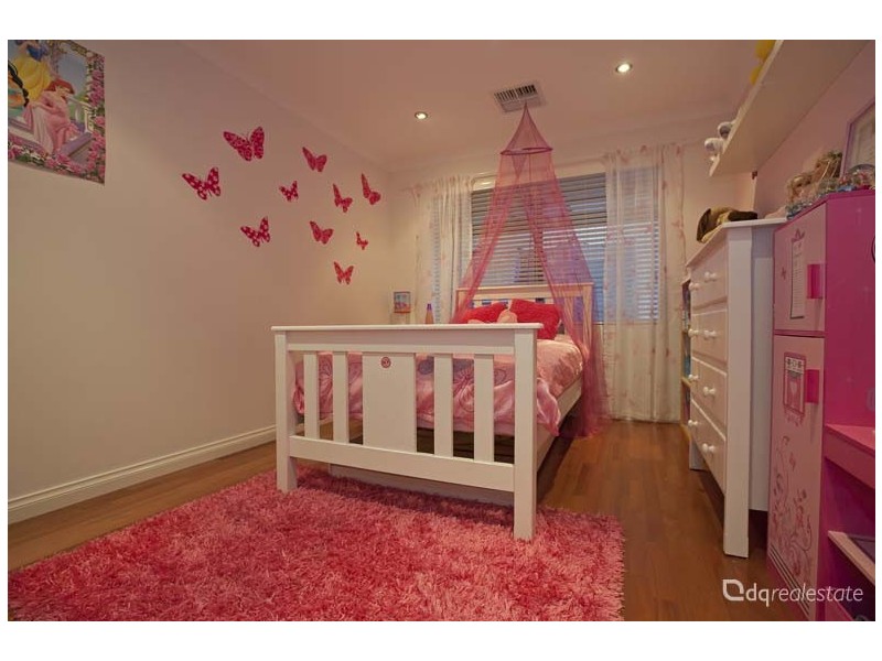 17 Wyatt Road, Hocking WA 6065