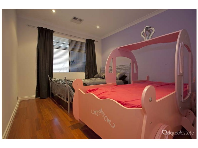 17 Wyatt Road, Hocking WA 6065