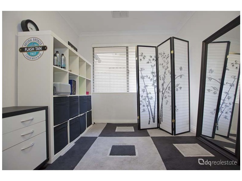 17 Wyatt Road, Hocking WA 6065