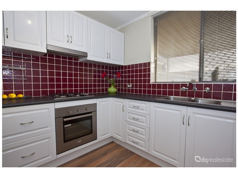 4E/4-16 Casserley Avenue, Girrawheen WA 6064