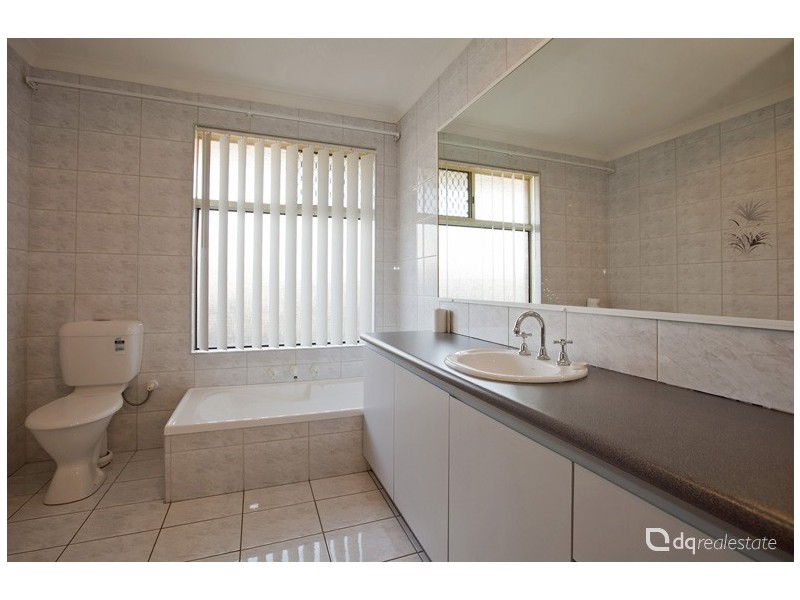 1 Plumdale Way, Woodvale WA 6026