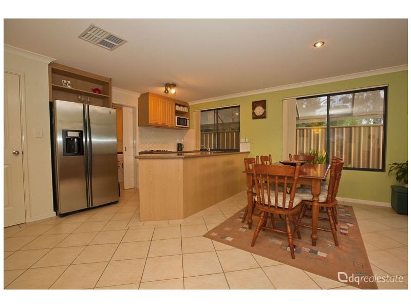 5 Woodlake Retreat, Kingsley WA 6026