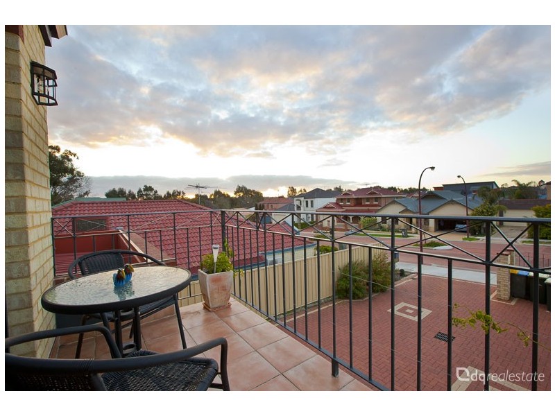 5 Woodlake Retreat, Kingsley WA 6026