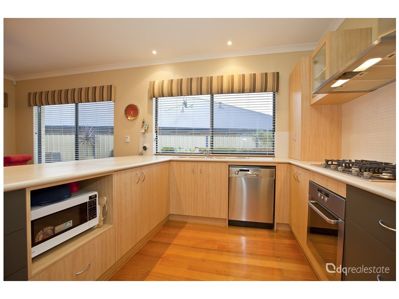 6 Grallina Way, Tapping WA 6065