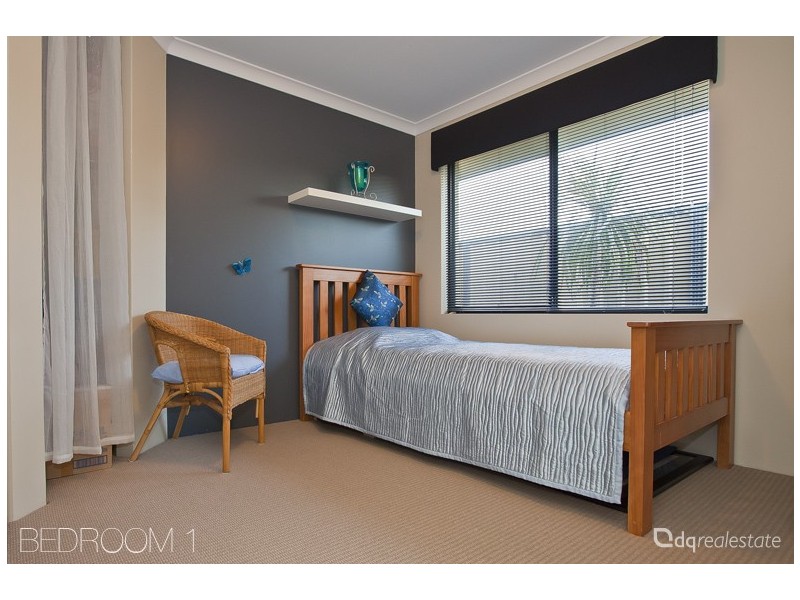 6 Grallina Way, Tapping WA 6065