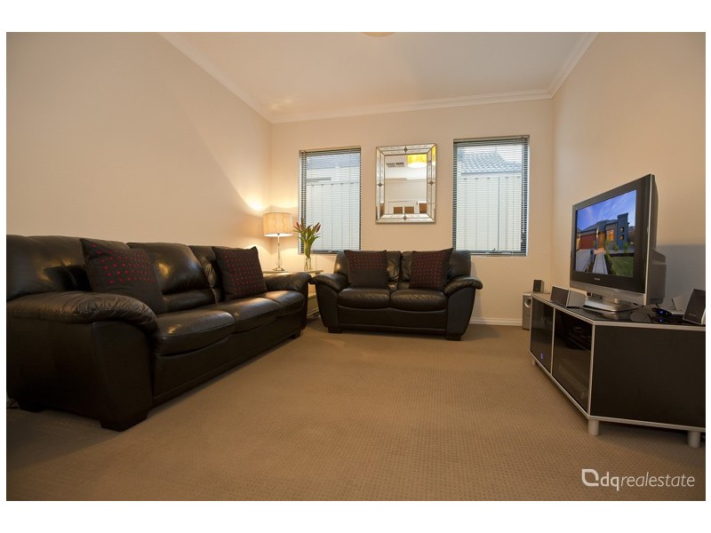 A/2 Osaka Loop, Hocking WA 6065