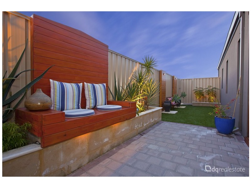 A/2 Osaka Loop, Hocking WA 6065