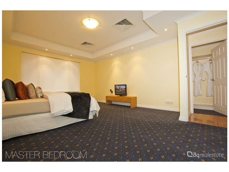 5 Bounty Way, Mindarie WA 6030