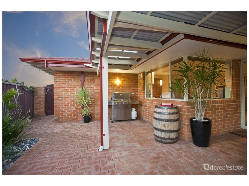 6 Ramsay Grove, Woodvale WA 6026