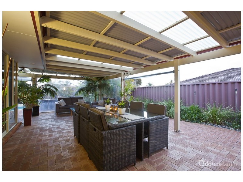 6 Ramsay Grove, Woodvale WA 6026