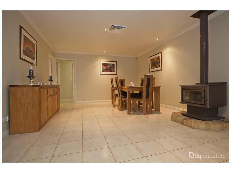 6 Ramsay Grove, Woodvale WA 6026