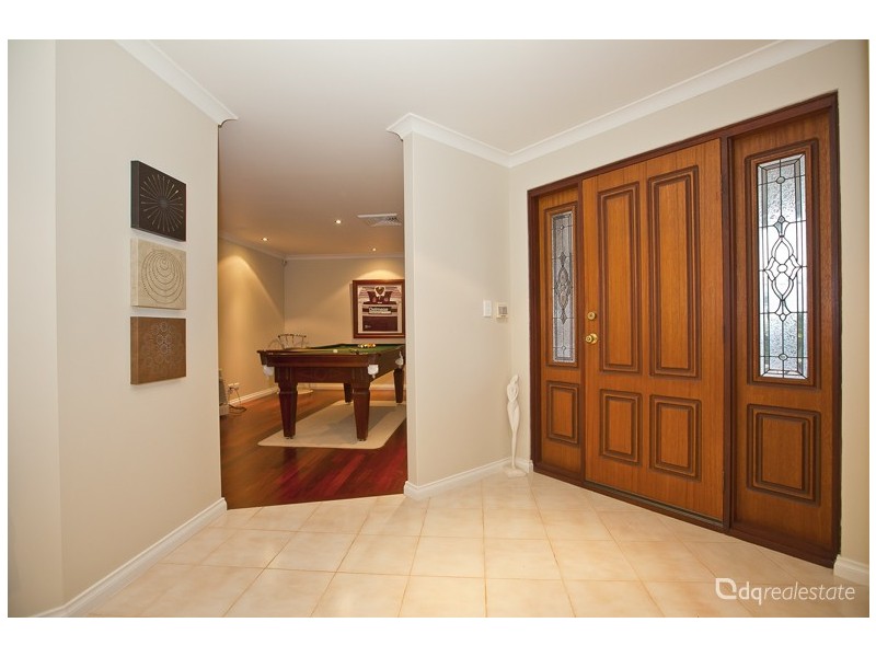 6 Ramsay Grove, Woodvale WA 6026