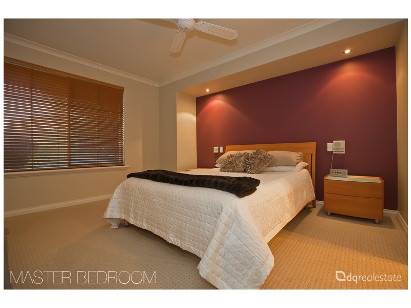 6 Ramsay Grove, Woodvale WA 6026