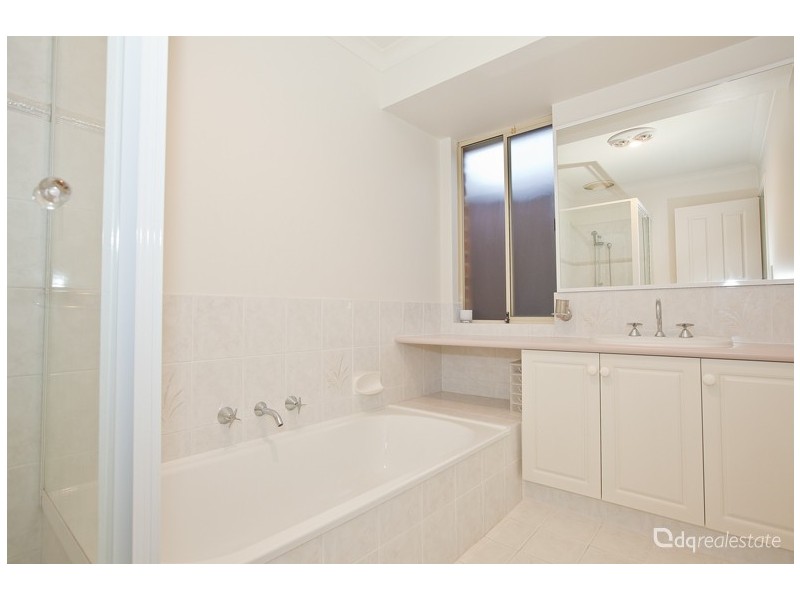 6 Ramsay Grove, Woodvale WA 6026