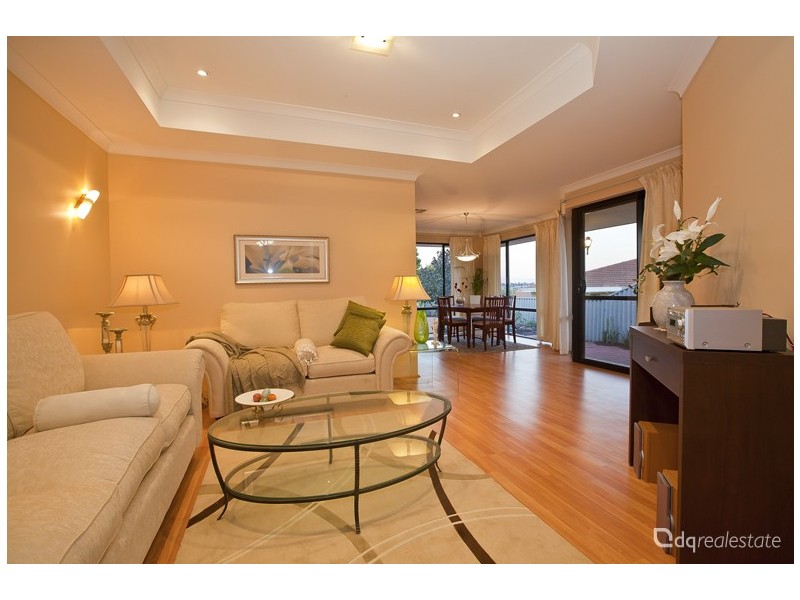 6 Torwood Grove, Edgewater WA 6027