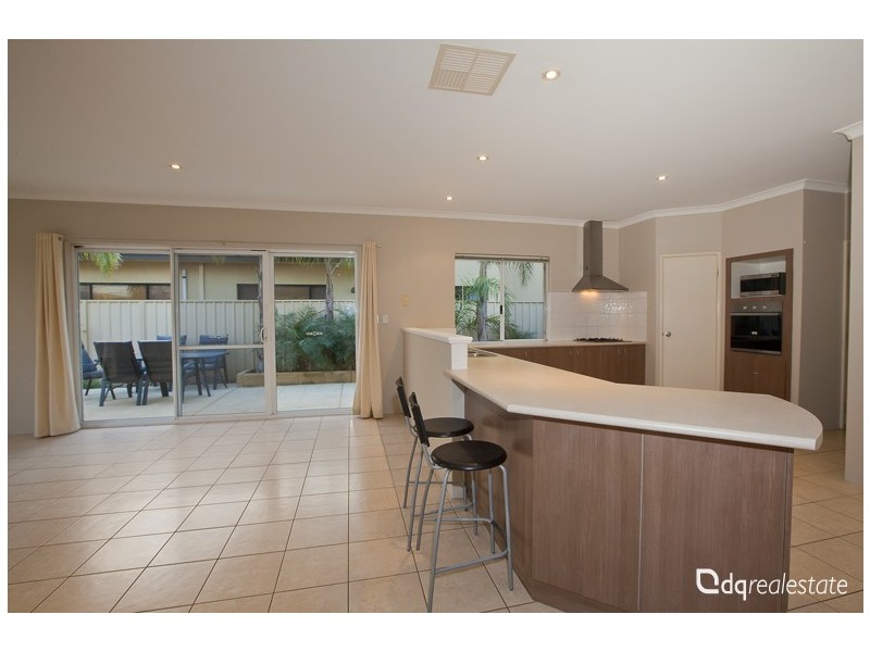 21 Foxfield Road, Darch WA 6065