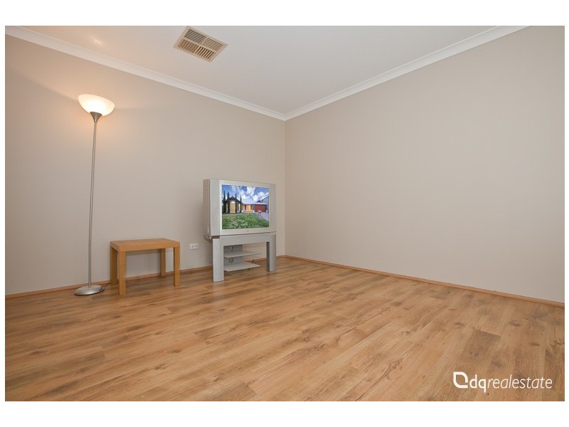 21 Foxfield Road, Darch WA 6065