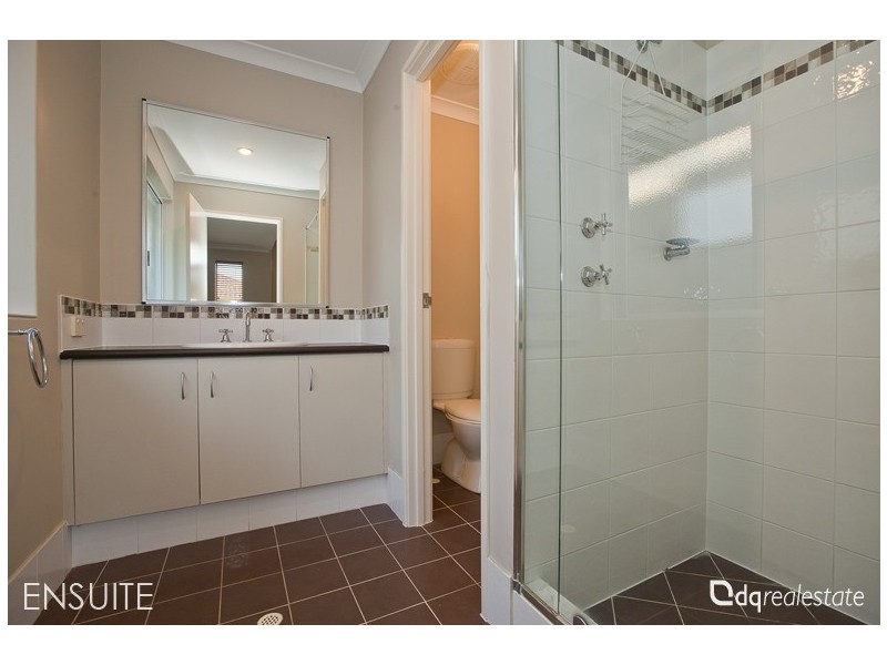 21 Foxfield Road, Darch WA 6065