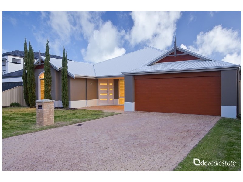 21 Foxfield Road, Darch WA 6065