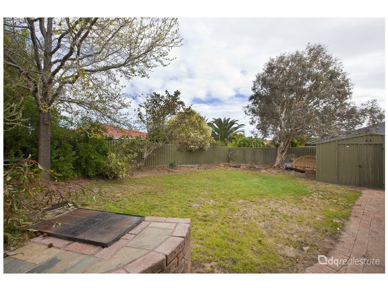 6 Pinner Court, Kingsley WA 6026