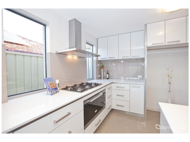 22 Brigantine Drive, Jindalee WA 6036