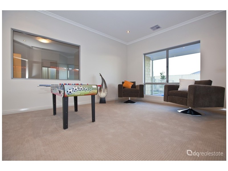 22 Brigantine Drive, Jindalee WA 6036